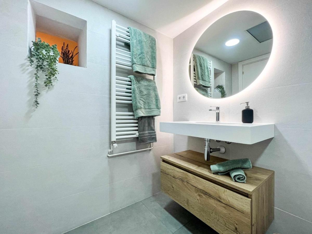 Casa Besalu Estudio En El Centro Del Pueblo Exteriör bild