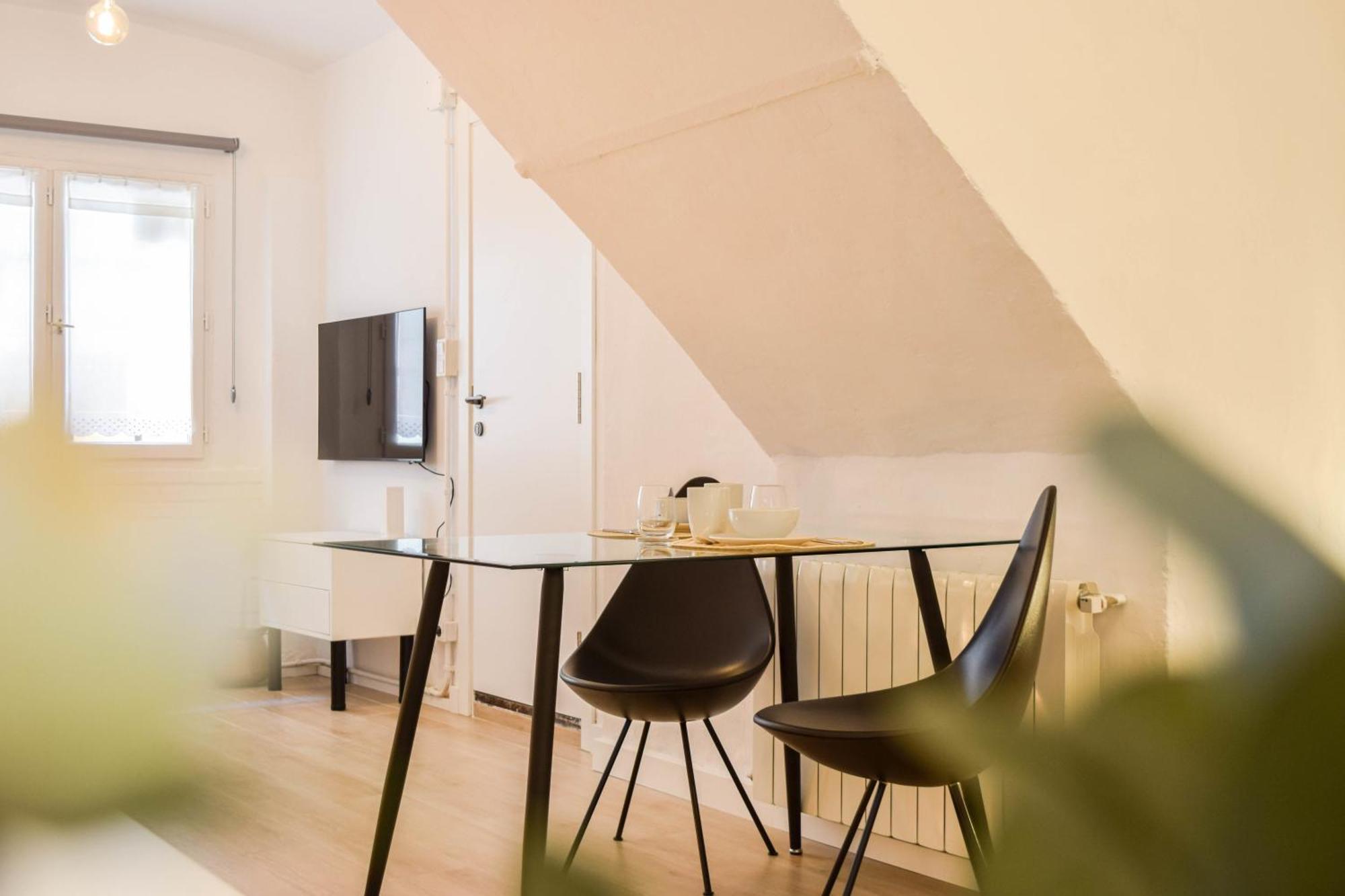 Casa Besalu Estudio En El Centro Del Pueblo Exteriör bild