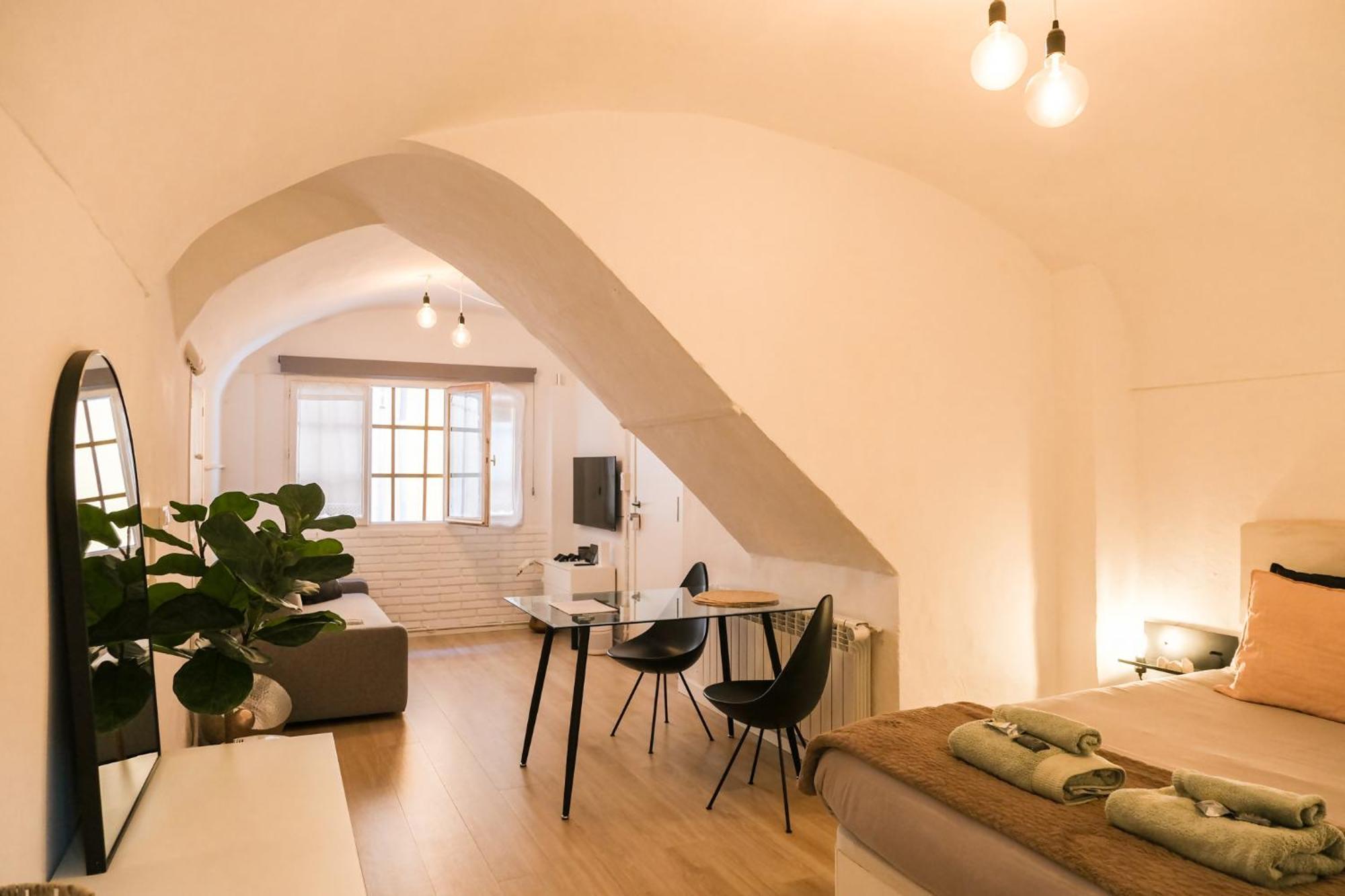 Casa Besalu Estudio En El Centro Del Pueblo Exteriör bild